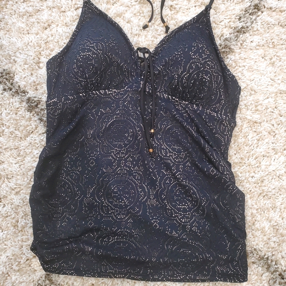 A Pea In The Pod swim tankini